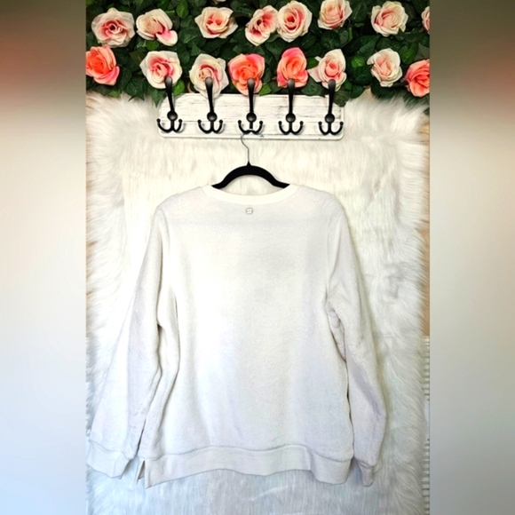 GAIAM Classic Ultra Soft Polar White Pullover Sweater - Picture 3 of 8